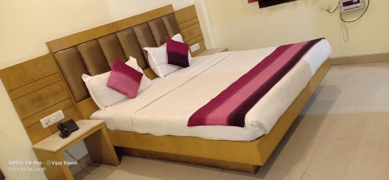 Hotel Golden Gate New Delhi Eksteriør bilde